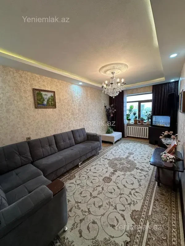 Satılır 3 otaqlı köhnə tikili 90 m²