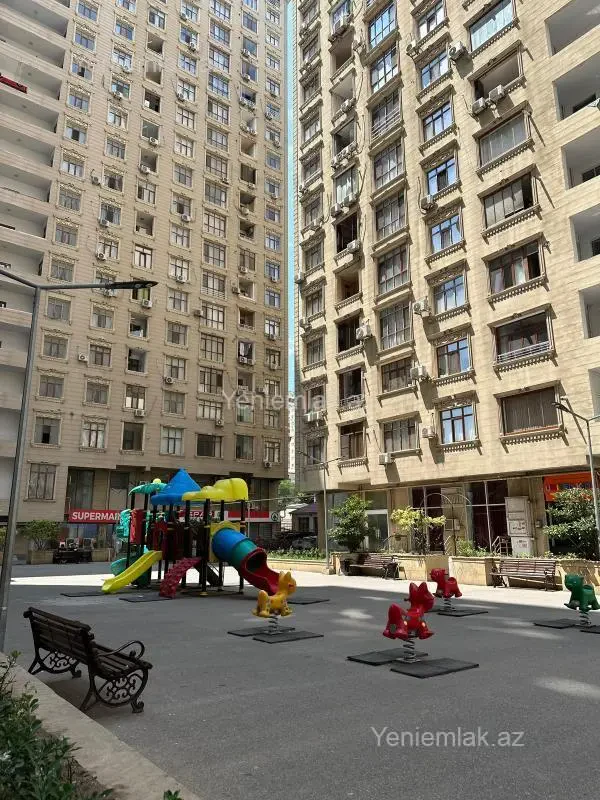Satılır 2 otaqlı yeni tikili 61 m²