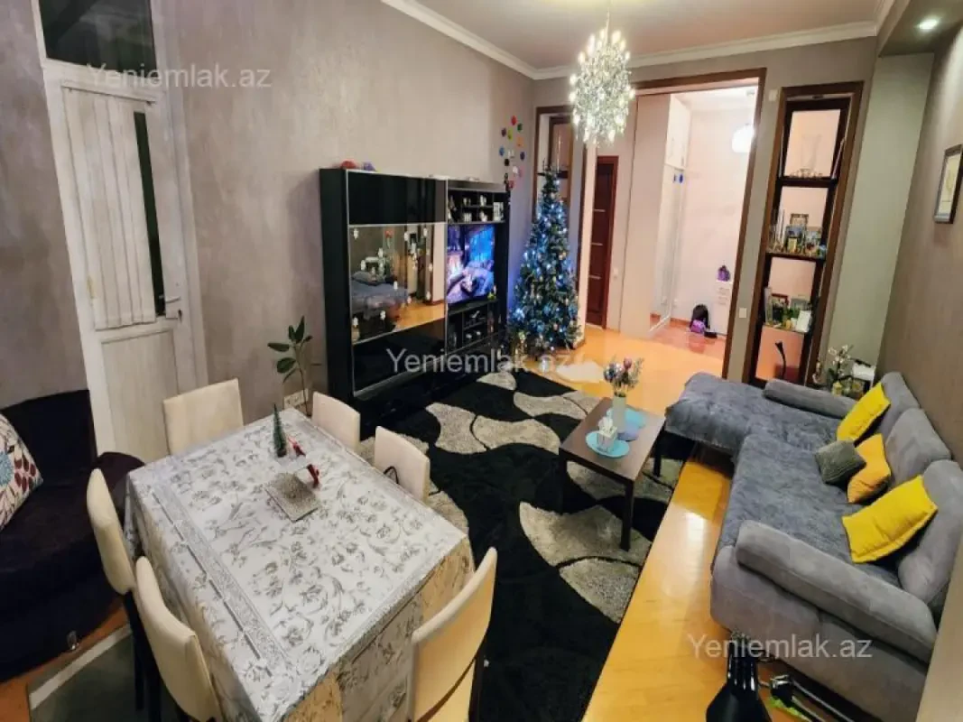 Satılır 3 otaqlı yeni tikili 160 m²