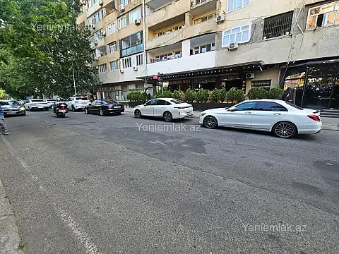 Satılır 7 otaqlı obyekt 200 m² — Bakı, Yasamal 7 otaq 200.00 m²