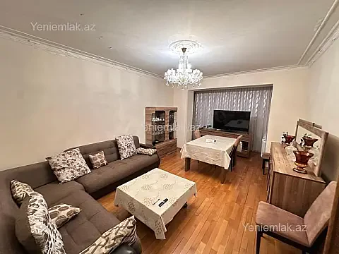 Satılır 4 otaqlı köhnə tikili 100 m² — Bakı, Yasamal 4 otaq 100.00 m²