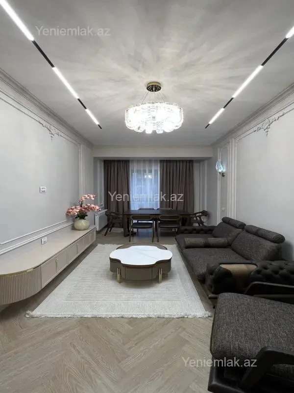 Satılır 3 otaqlı yeni tikili 92 m²