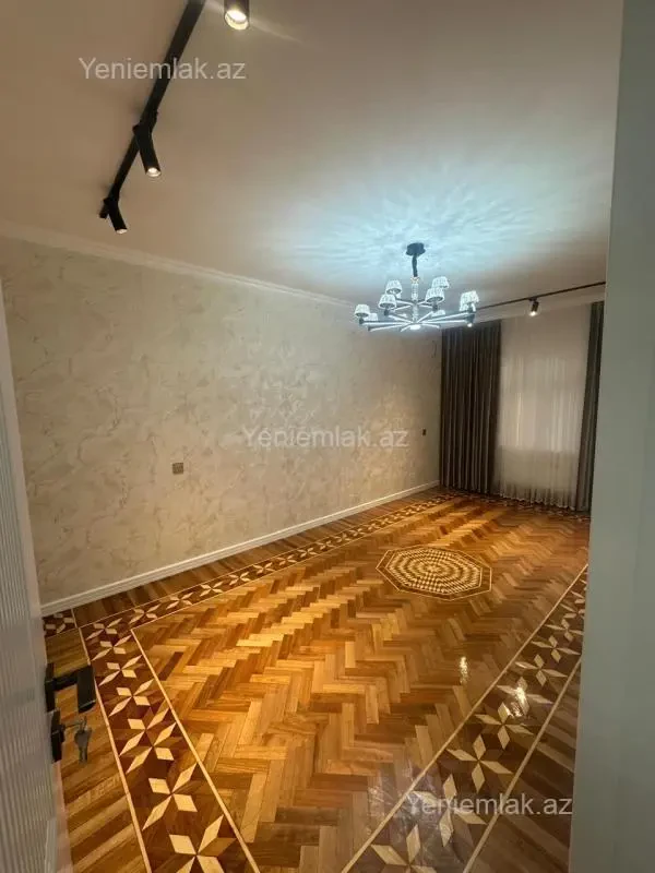 Satılır 3 otaqlı köhnə tikili 85 m²