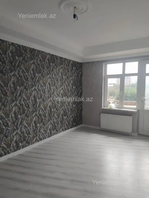 Satılır 4 otaqlı köhnə tikili 85 m²