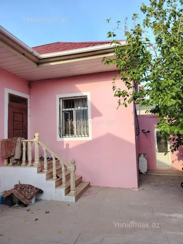 Satılır 3 otaqlı həyət evi 100 m²