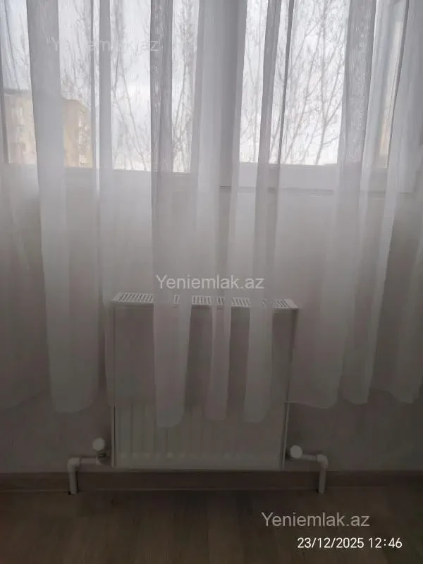 Satılır 2 otaqlı köhnə tikili 42 m²