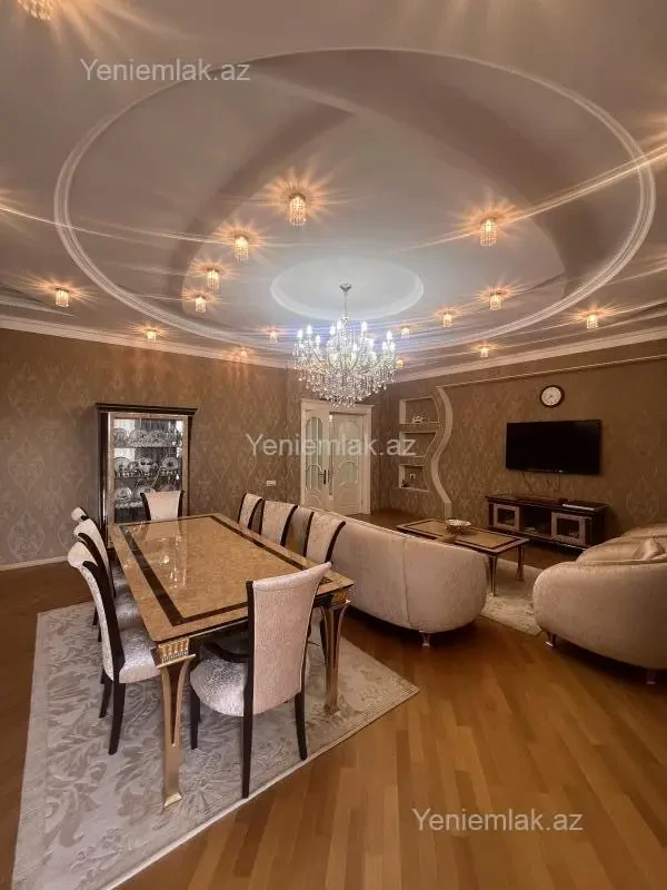Satılır 4 otaqlı yeni tikili 198 m²