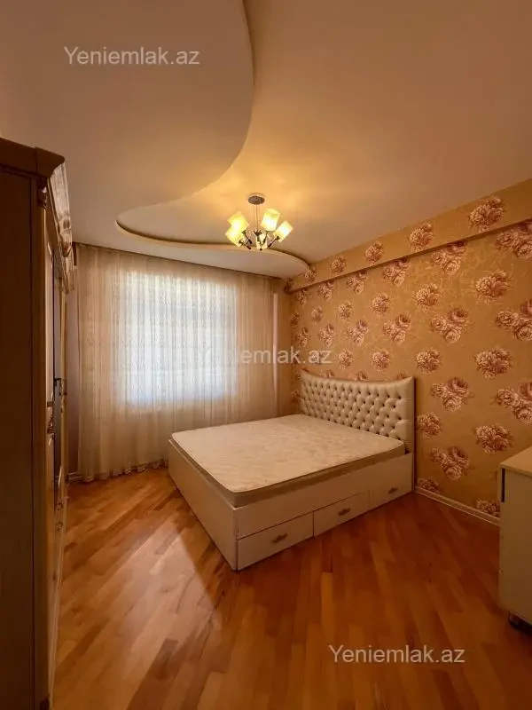 Satılır 2 otaqlı yeni tikili 60 m²
