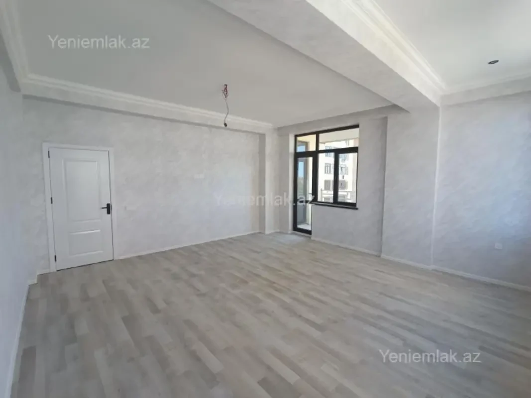Satılır 2 otaqlı yeni tikili 126 m²