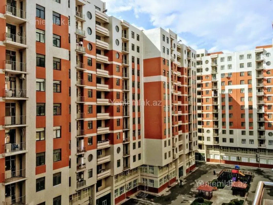 Satılır 3 otaqlı yeni tikili 120 m²
