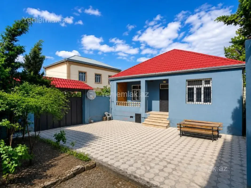 Satılır 4 otaqlı həyət evi 120 m²