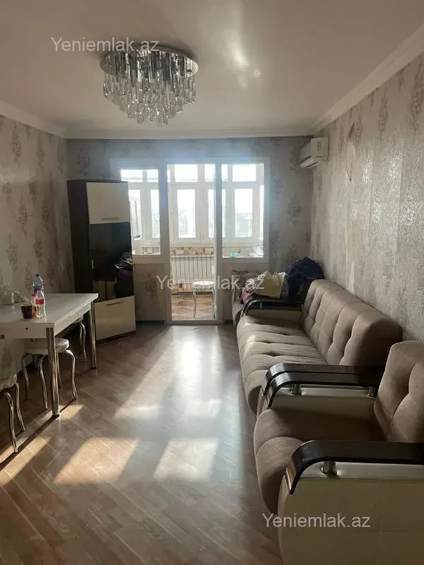 Satılır 3 otaqlı köhnə tikili 55 m²