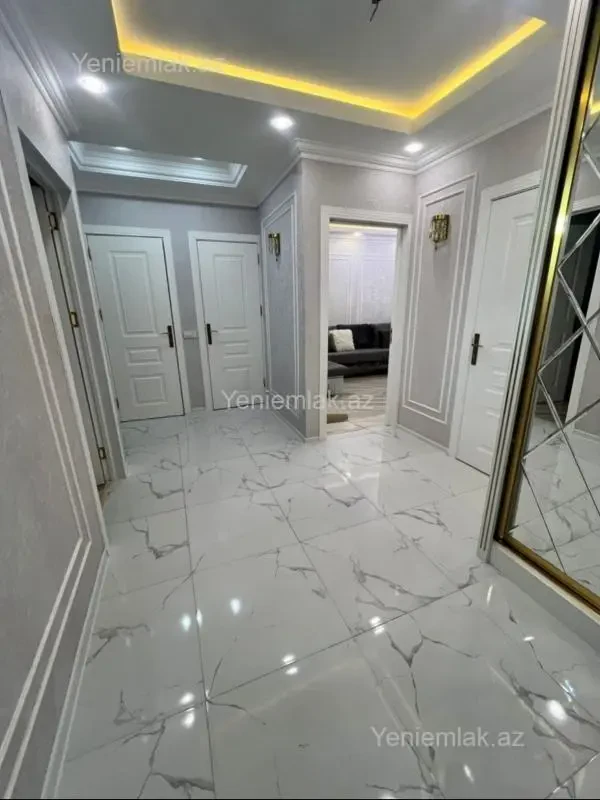 Satılır 3 otaqlı köhnə tikili 85 m²