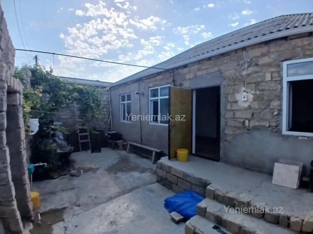 Satılır 3 otaqlı həyət evi 80 m²