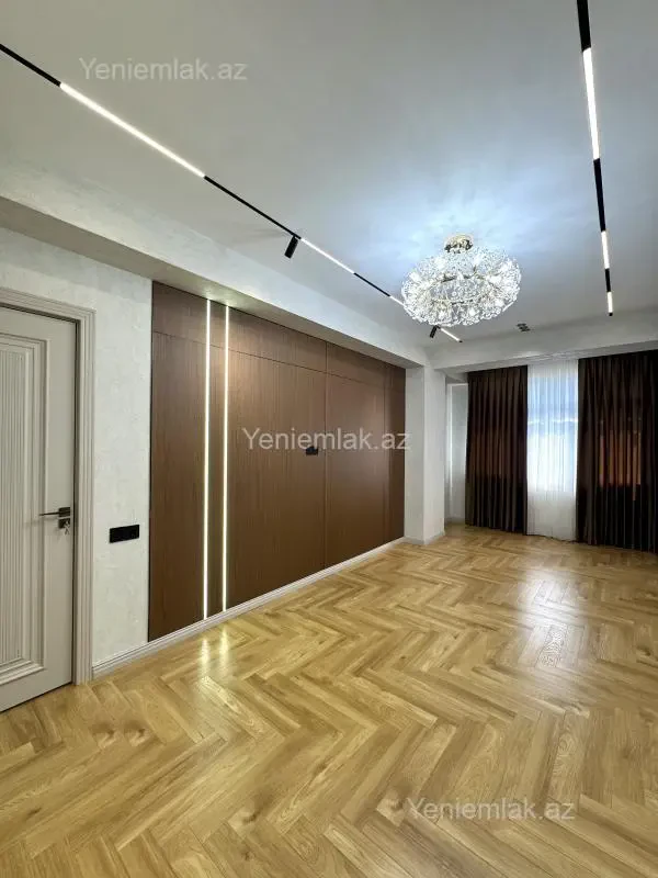 Satılır 2 otaqlı yeni tikili 76 m²