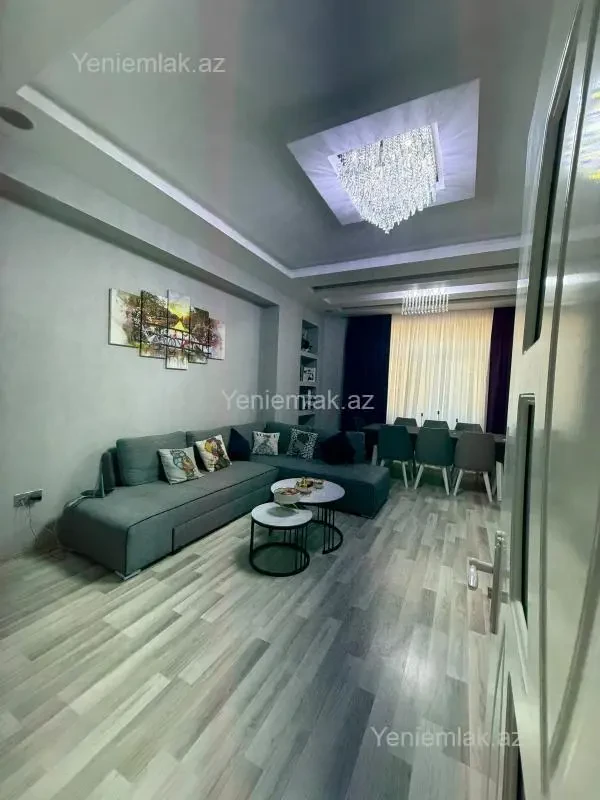 Satılır 3 otaqlı yeni tikili 120 m²