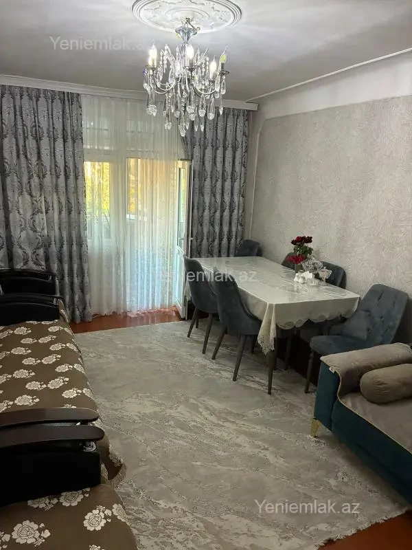 Satılır 2 otaqlı köhnə tikili 55 m²