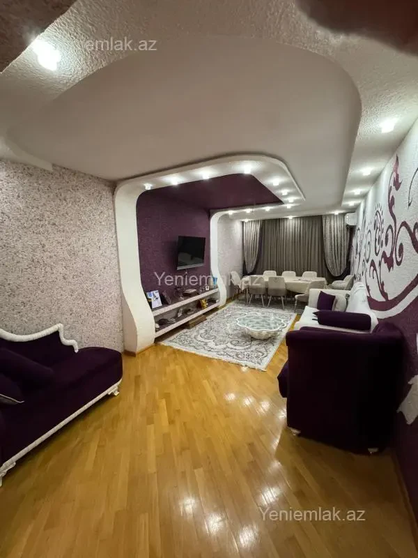 Satılır 3 otaqlı yeni tikili 128 m²
