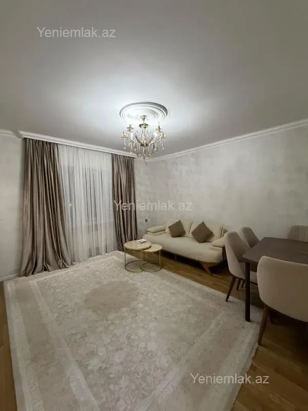 Satılır 3 otaqlı köhnə tikili 60 m²
