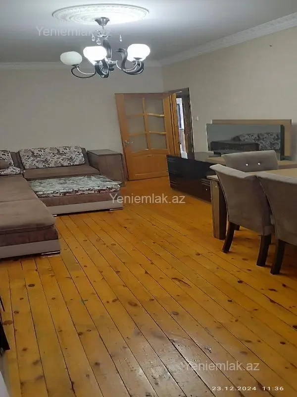 Satılır 3 otaqlı köhnə tikili 80 m²