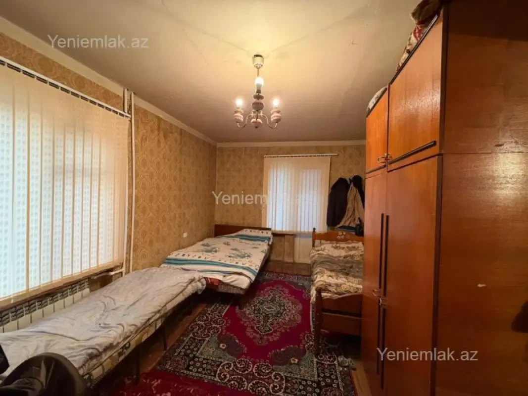 Satılır 2 otaqlı köhnə tikili 40 m²