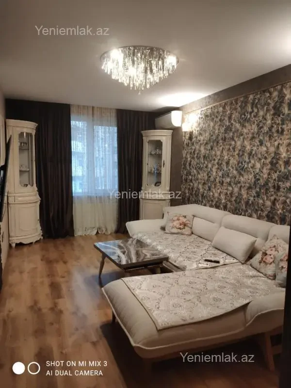 Satılır 3 otaqlı köhnə tikili 85 m²