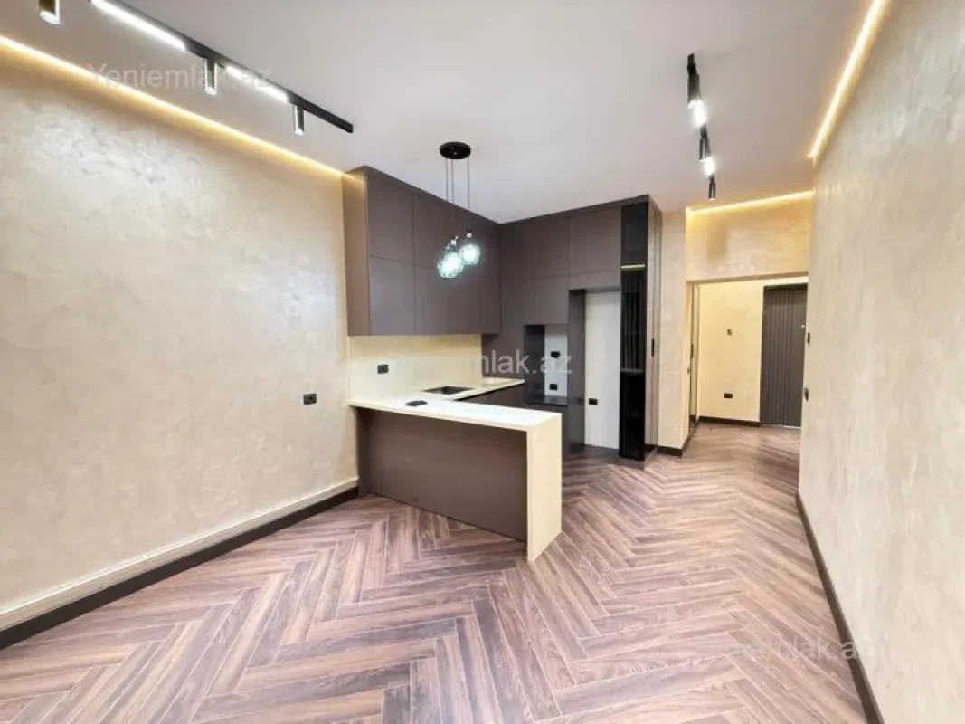 Satılır 2 otaqlı yeni tikili 68 m²