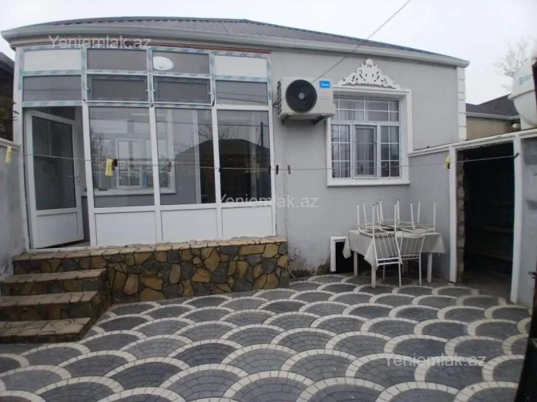 Satılır 3 otaqlı həyət evi 65 m²