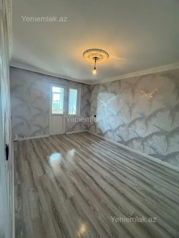 Satılır 2 otaqlı köhnə tikili 45 m²