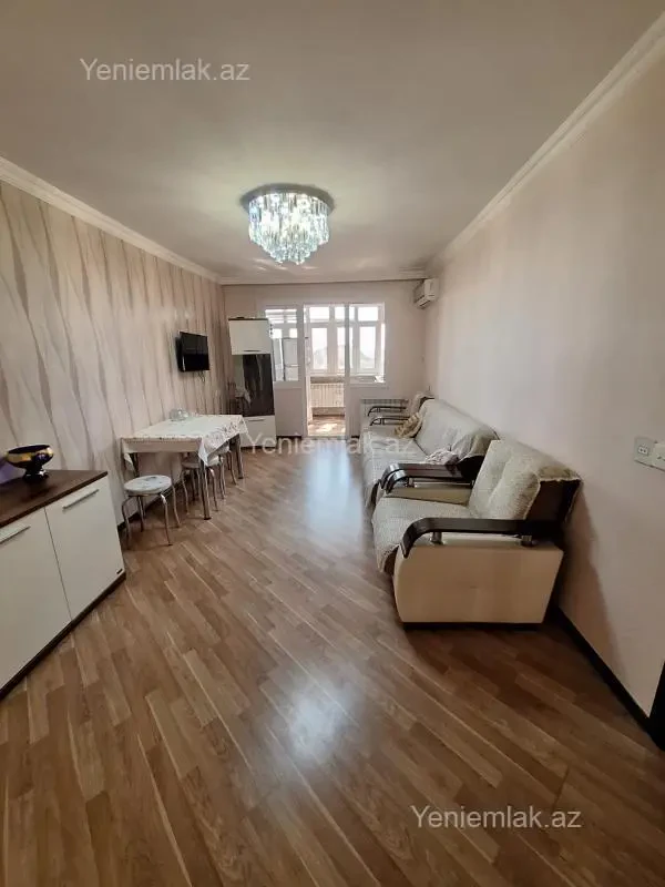 Satılır 2 otaqlı köhnə tikili 56 m²
