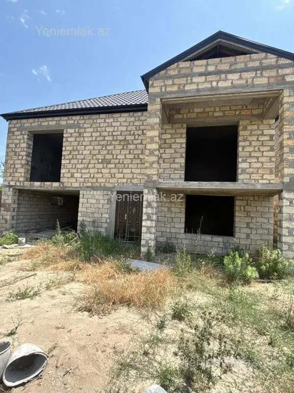 Satılır 4 otaqlı həyət evi 130 m²