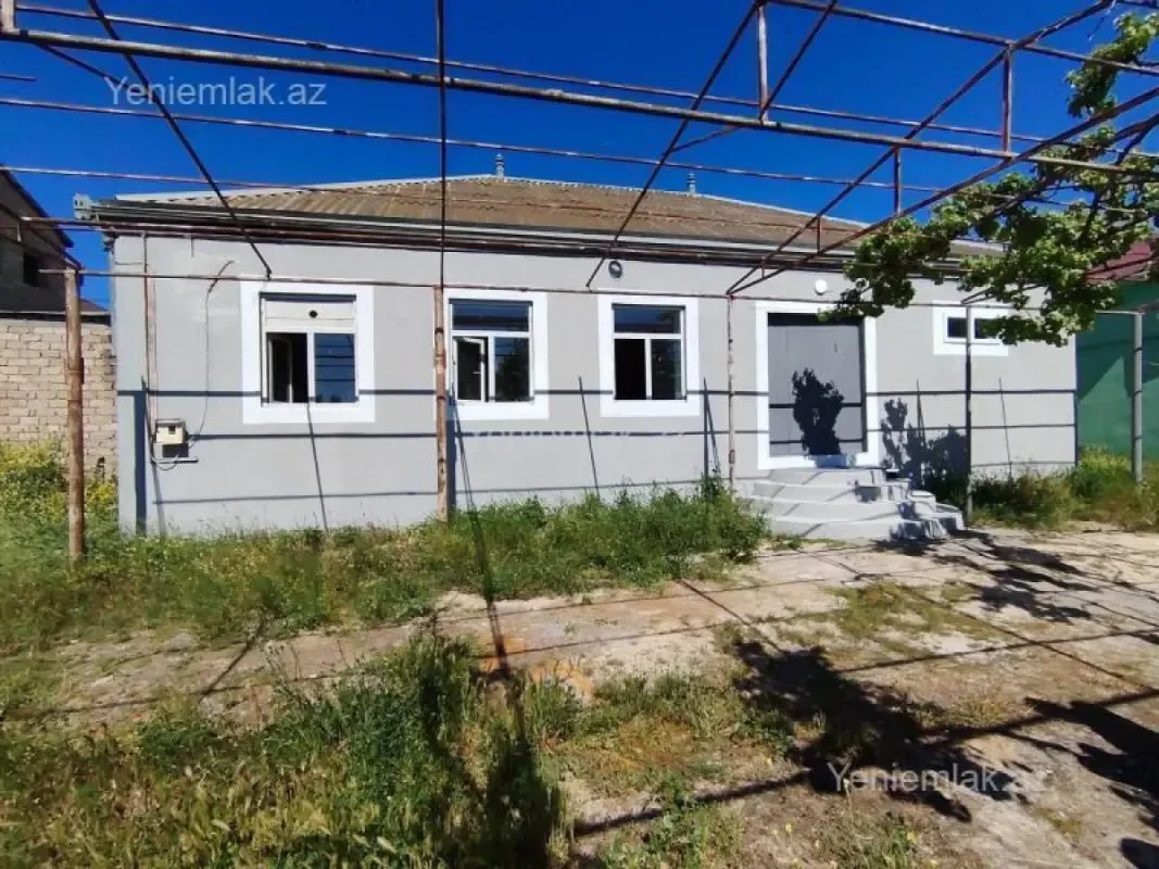 Satılır 3 otaqlı həyət evi 122 m²