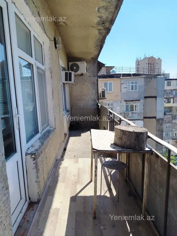 Satılır 3 otaqlı köhnə tikili 74 m²
