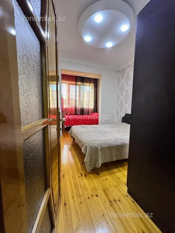 Satılır 3 otaqlı köhnə tikili 67 m²