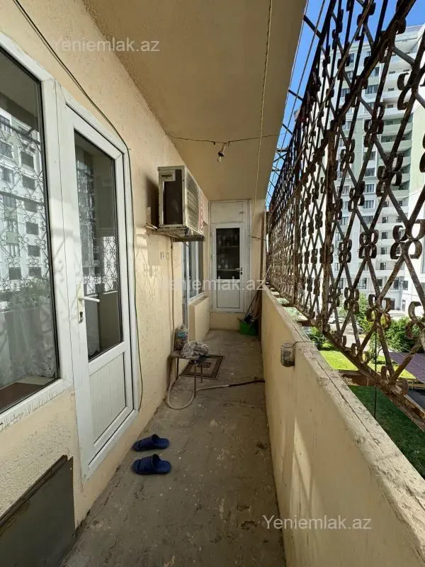 Satılır 3 otaqlı köhnə tikili 75 m²