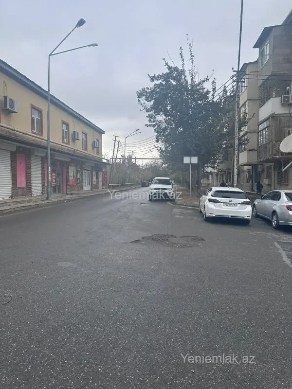 Satılır 4 otaqlı həyət evi 290 m²