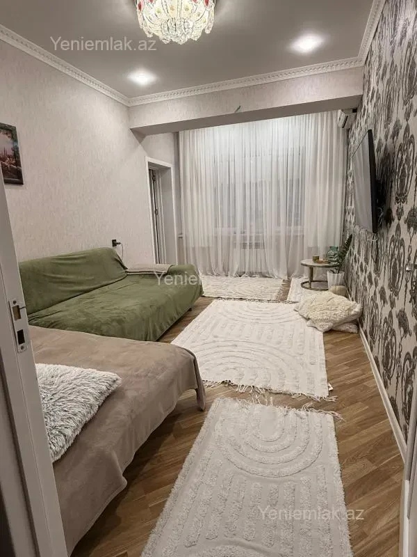 Satılır 3 otaqlı yeni tikili 80 m²