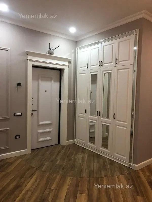 Satılır 3 otaqlı yeni tikili 123 m²