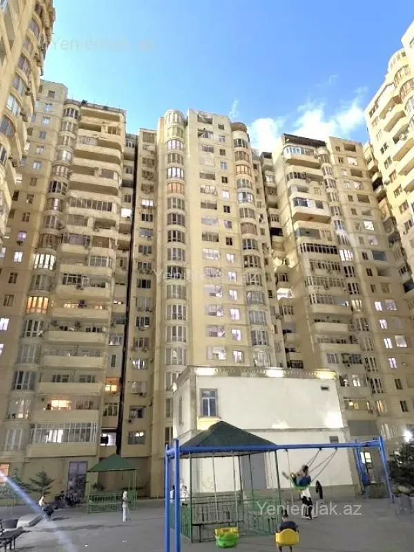 Satılır 2 otaqlı yeni tikili 106 m²