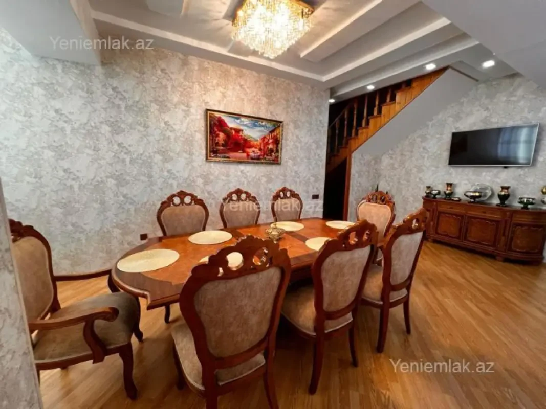 Satılır 3 otaqlı yeni tikili 210 m²