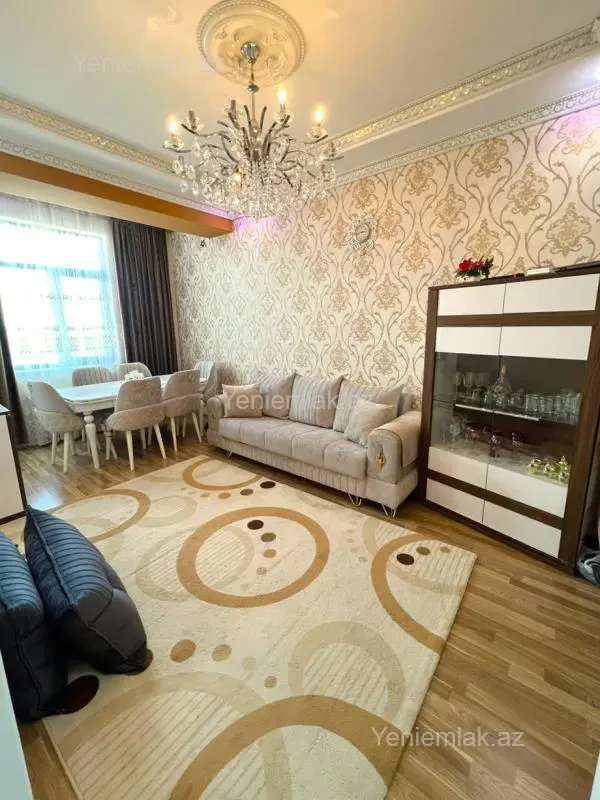 Satılır 3 otaqlı yeni tikili 82 m²