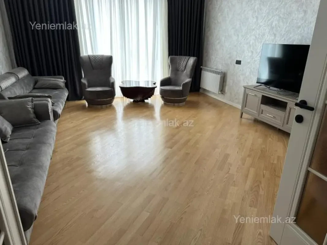 Satılır 3 otaqlı yeni tikili 137 m²