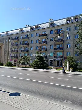 Satılır 3 otaqlı köhnə tikili 76 m² — Bakı, Xətai 3 otaq 76.00 m²