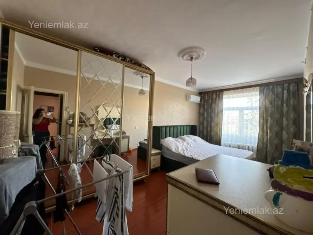 Satılır 3 otaqlı köhnə tikili 75 m²