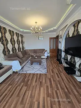 Satılır 4 otaqlı köhnə tikili 85 m² — Sumqayıt, 7-ci mikrorayon 4 otaq 85.00 m²