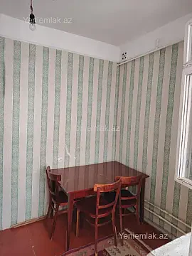 Satılır 1 otaqlı köhnə tikili 37 m² — Sumqayıt, 7-ci mikrorayon 1 otaq 37.00 m²