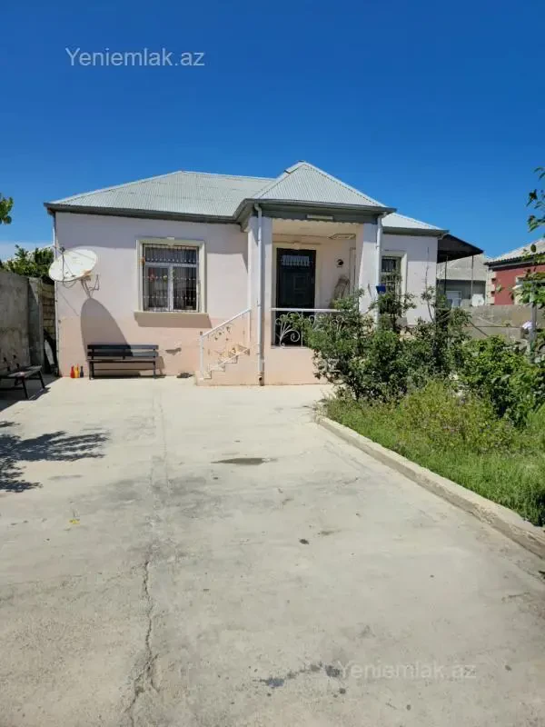 Satılır 3 otaqlı həyət evi 90 m²