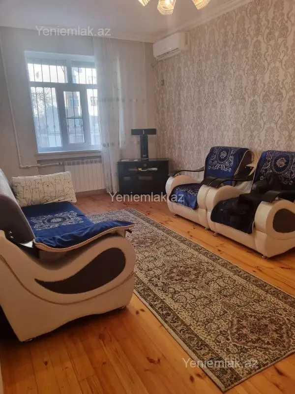 Satılır 2 otaqlı köhnə tikili 65 m²