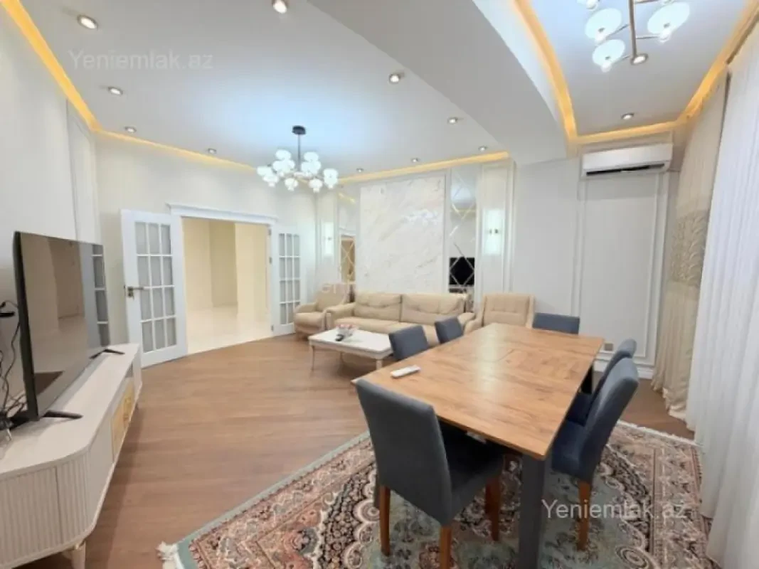 Satılır 3 otaqlı yeni tikili 120 m²