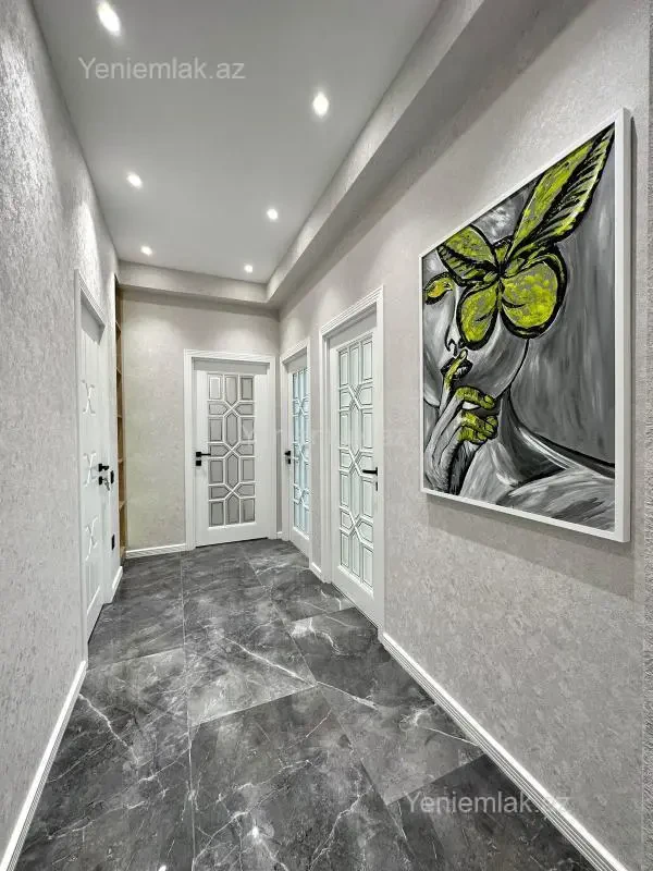 Satılır 2 otaqlı yeni tikili 60 m²
